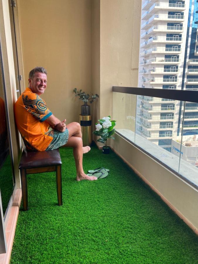 دبي Lunar Hostel Plus المظهر الخارجي الصورة