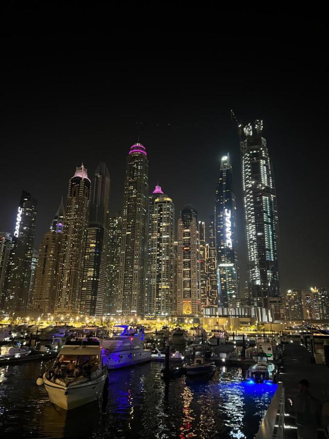 دبي Lunar Hostel Plus المظهر الخارجي الصورة