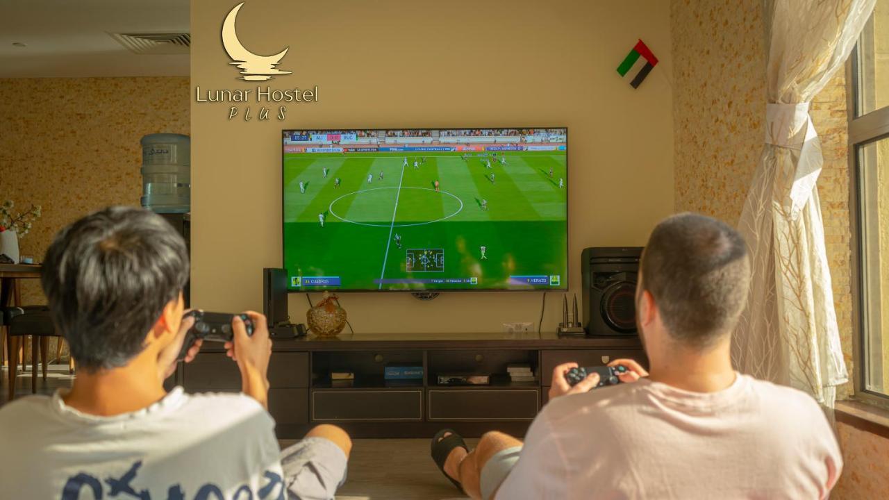 دبي Lunar Hostel Plus المظهر الخارجي الصورة