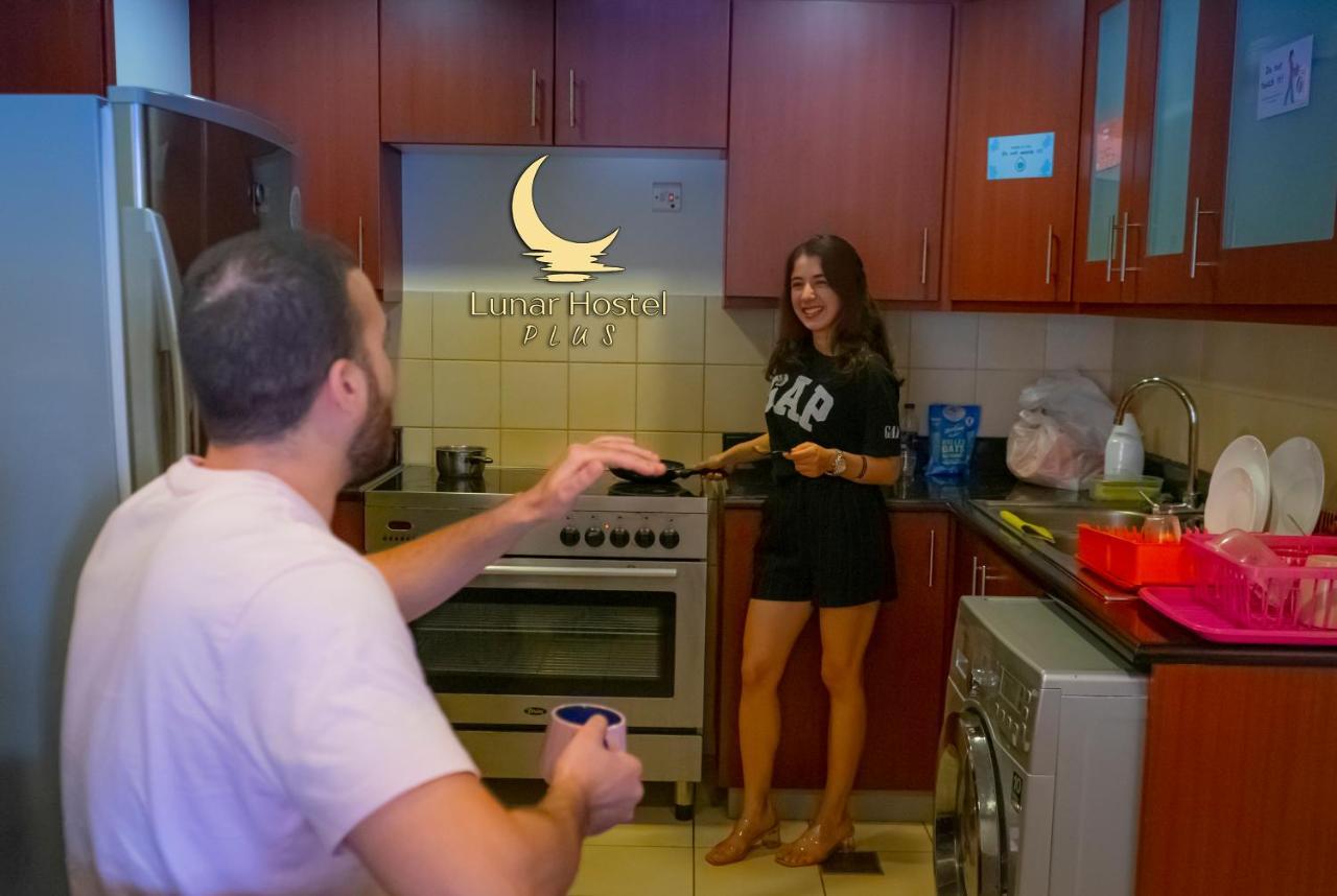 دبي Lunar Hostel Plus المظهر الخارجي الصورة