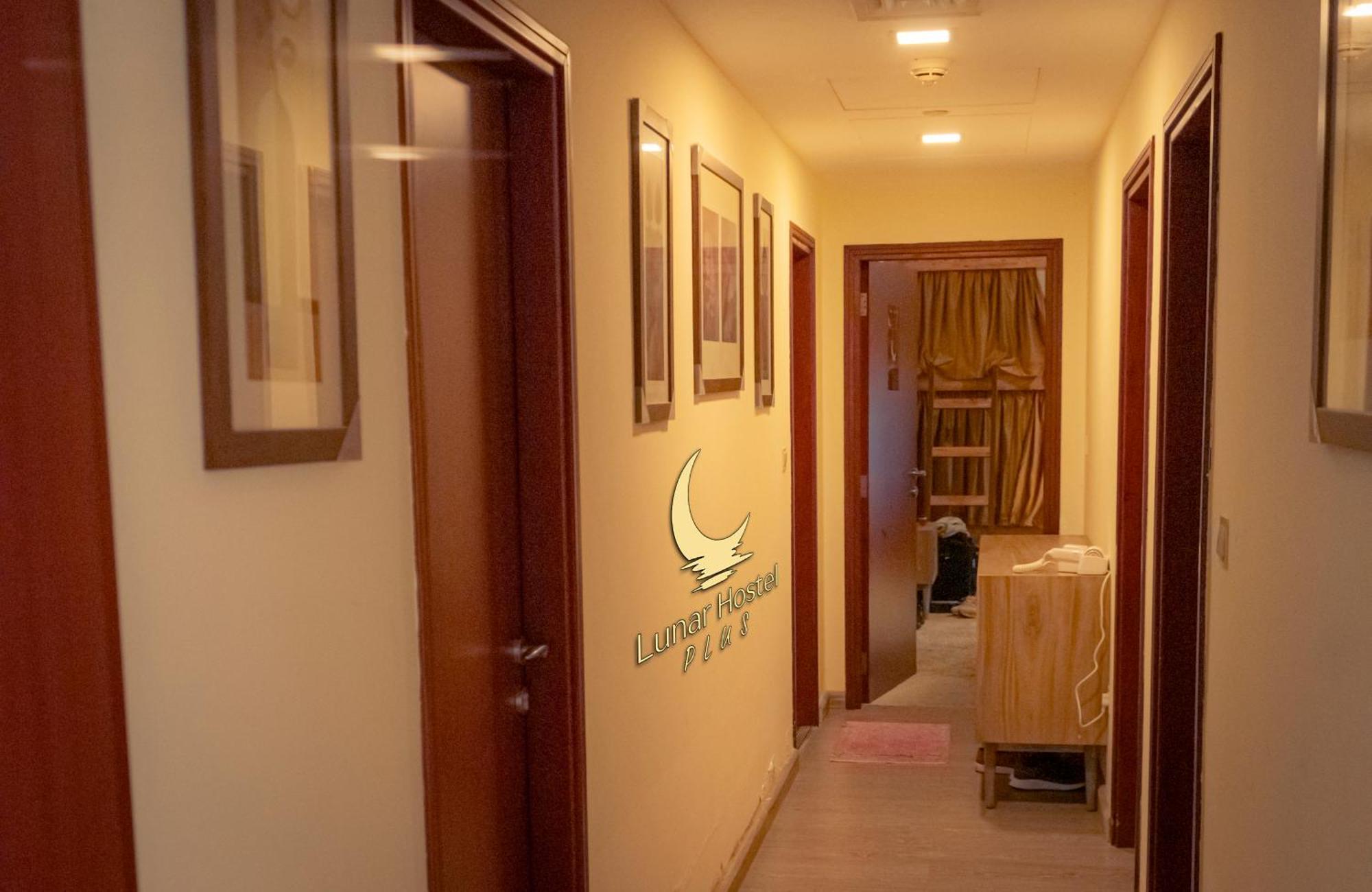 دبي Lunar Hostel Plus المظهر الخارجي الصورة